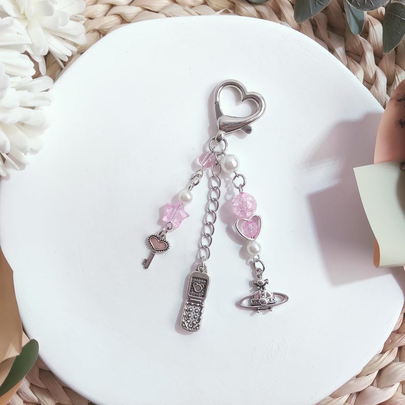 cioatu Cute Keychain Aesthetic Y2K Keychain Accessories Cute Heart Butterfly Strawberry Bear Key Chain for Keys Bags Women Gifts (1PCS Pink) - Image 2